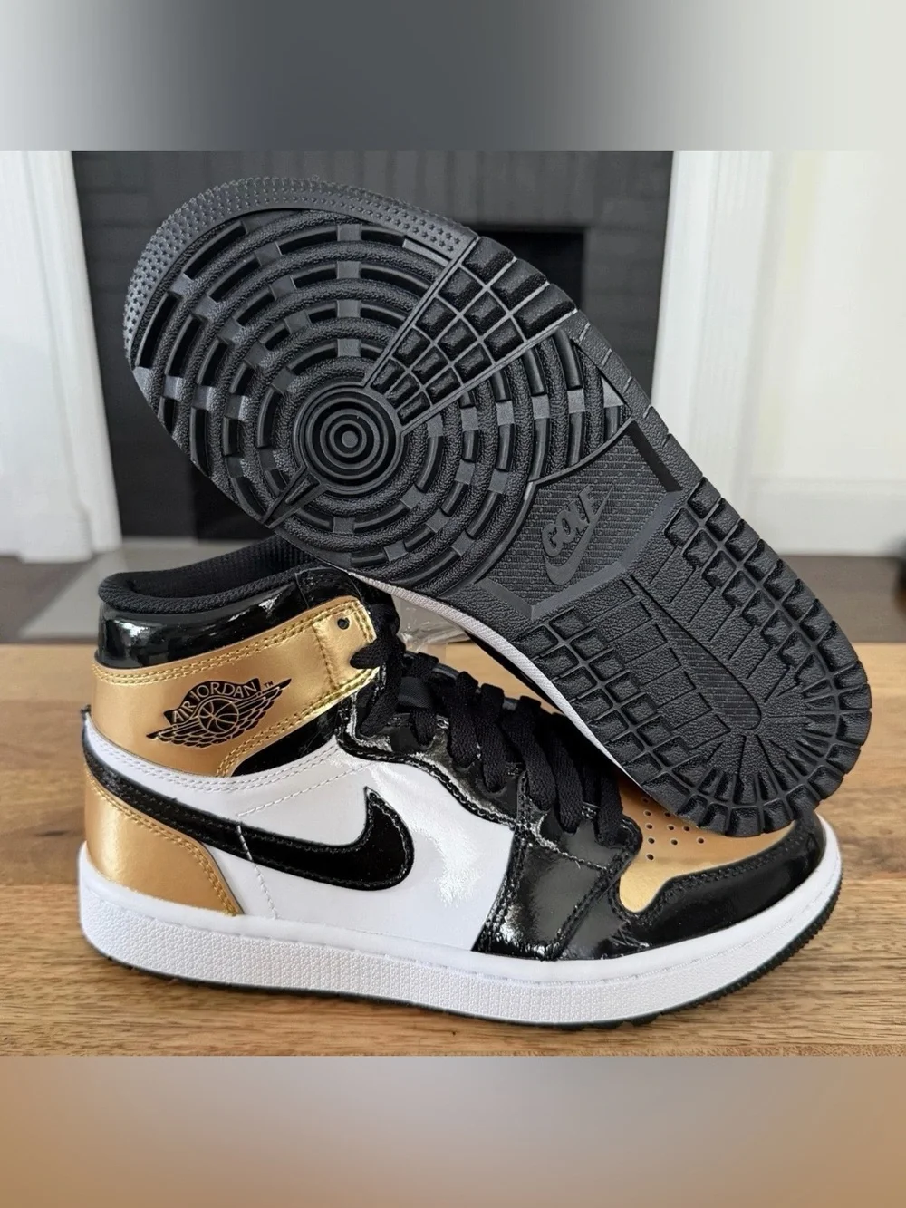 Air Jordan 1 High Golf “Gold Toe” - Size 6 - (DQ0660-002)